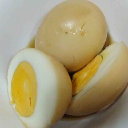 ゴルアルちゃん　こんばんは！簡単においしい煮卵できました♪
煮卵って作ったん初めてやわ。美味しかったです。ごちそうさま！！
